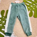 Inverno 2025 - Conj. Casaco Smile e Calça em Plush - Verde