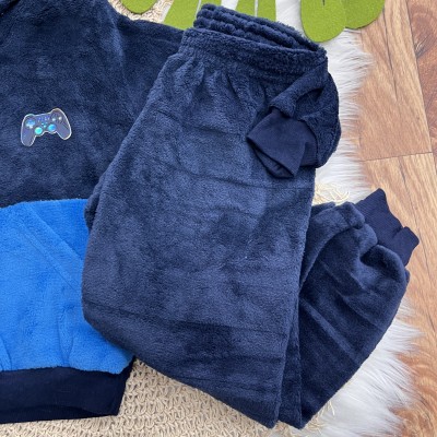  Inverno 2025 - Conj. Casaco Controle Game e Calça em Plush - Marinho