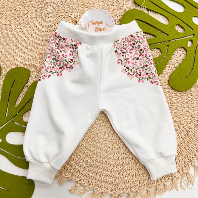 Inverno 2025 - Conj. Blusão e Calça Mini Flores - Off White