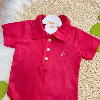 Verão 24/25 - Conj. Body Gola Polo e Short em Linho - Vermelho e Areia