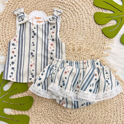  Verão 24/25 - Conj. Regata e Tapa Fralda de Linho com Flores - Off White e Marinho