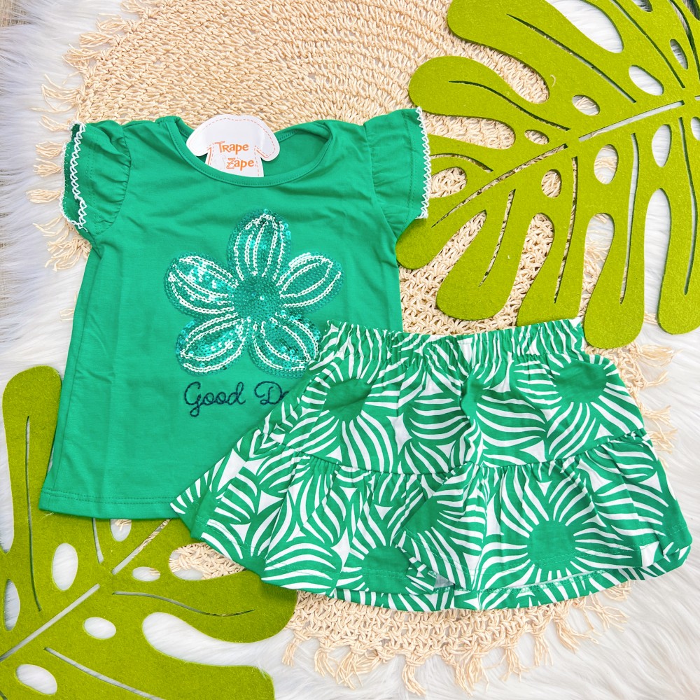  Verão 24/25 - Conj. Blusa Good Day e Short-Saia Flores - Verde