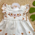 Verão 24/25 - Vestido Floral com Corações e Tapa Fralda - Off White e Caramelo