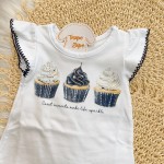 Verão 24/25 - Blusa Cupcakes e Short Corações - Azul Marinho e Branco