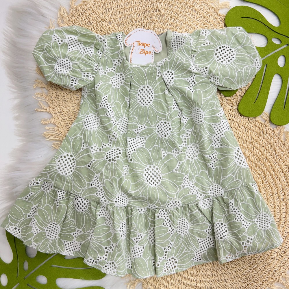 Verão 24/25 - Vestido com Manga Princesa e Flores em Lese - Verde