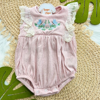 Body em Linho com Flores Bordadas - Rosa