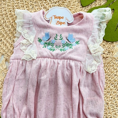 Body em Linho com Flores Bordadas - Rosa