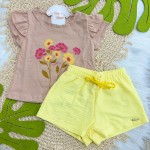 Verão 24/25 - Conj. Blusa Flores em Detalhes Dourado e Short - Marrom e Amarelo