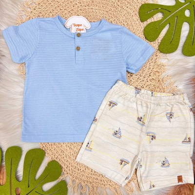 Conj. Camiseta Listras Pontilhadas e Bermuda Barcos - Azul Bebê