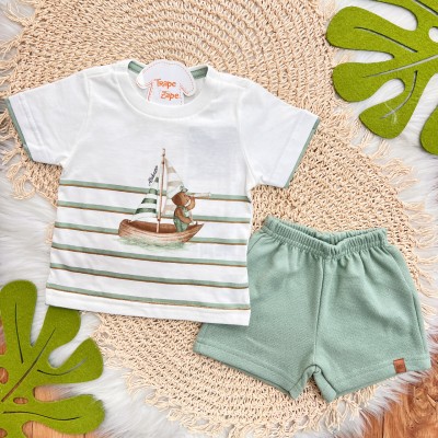 Conj. Camiseta Cachorrinho Marinheiro e Bermuda - Off White e Verde