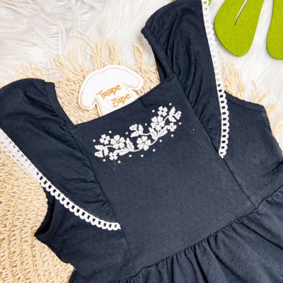 Vestido de Alcinha com Flores Bordadas - Preto