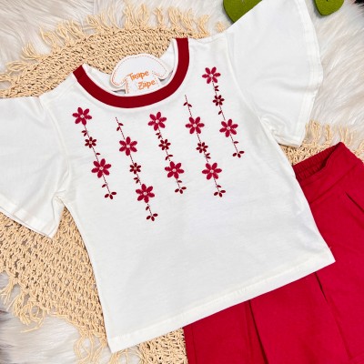 Conj. Blusa Flores Vermelhas e Short Saia - Off White e Vermelho