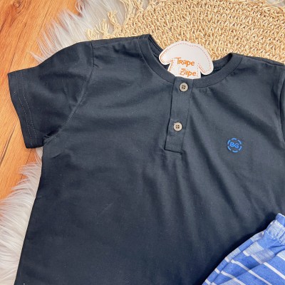  Conj. Camiseta BG e Bermuda Listrada - Preto e Azul