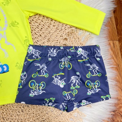 Linha Praia - Blusa Manga Longa Dino Sport e Sunga com Proteção UV50+ - Verde Fluorescente 