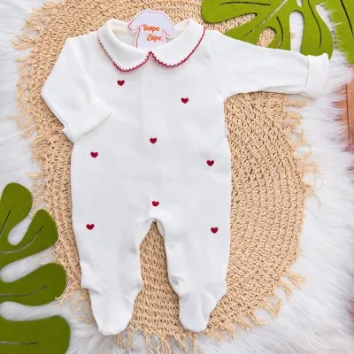  Macacão Tricotil (Tricot 100% Algodão) com Gola e Bordado - Off White Corações 