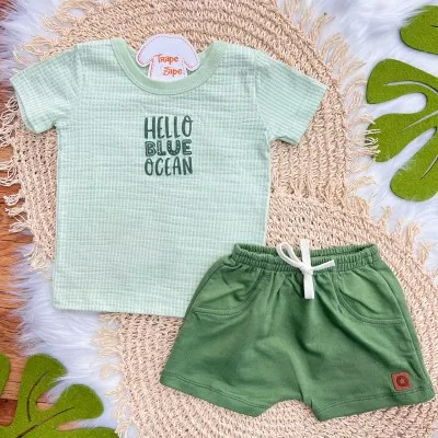 Conj. Camiseta Hello Blue Ocean e Bermuda - Verde