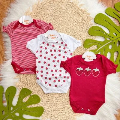 Kit 3 Peças - Bodys Manga Curta Moranguinhos - Vermelho e Branco
