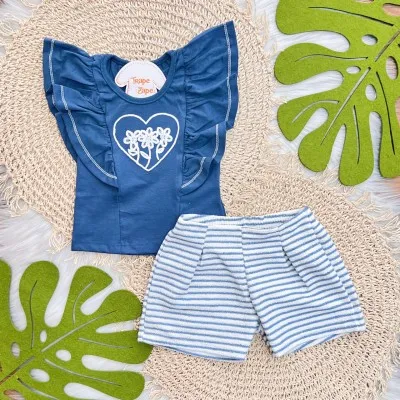Conj. Blusa Coração com Flores Bordadas e Short Listrado - Azul Jeans