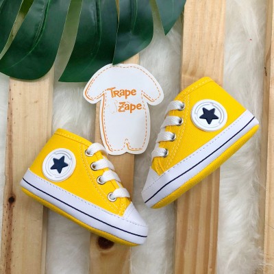 Tenis cano alto com cadarço- Amarelo