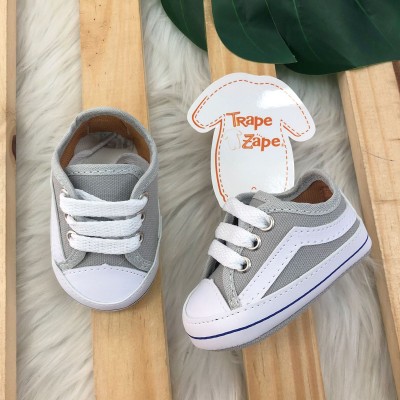Tenis street com cadarço- Cinza