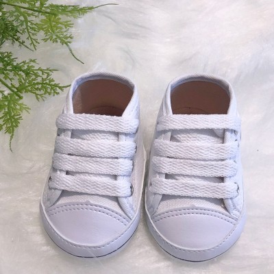 Tenis cano alto com cadarço- Branco