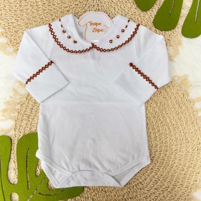 08/02 body branco com gola bordada florzinhas Ferrugem