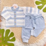 Conjunto de linha azul casaco listrado calça azul 