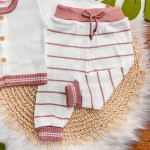 Conj de linha branco com viés rosê e calça listrada