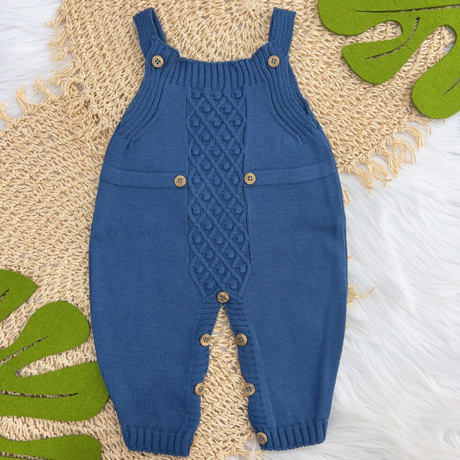 Jardineira de Linha Botão - Azul Jeans Jardineira de Linha Botão - Azul Jeans
