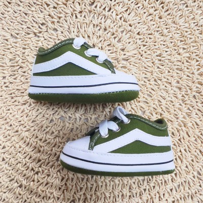 Tenis street com cadarço- Verde musgo