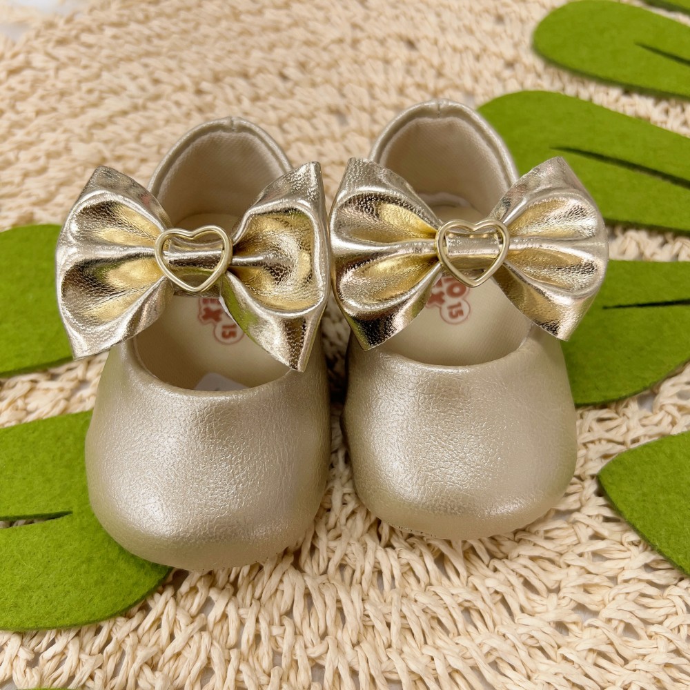 Sapato Boneca - Dourado com Laço e Coração Frontal